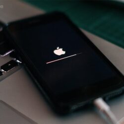 حل مشكلة تعليق الايفون على التفاحة نهائيا 100% ولكل الايفونات حل مشكلة تعليق الايفون على التفاحة